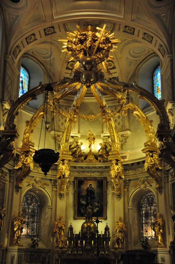 Altar da Catedarl Holy Trinity, em Quebec, no Canadá